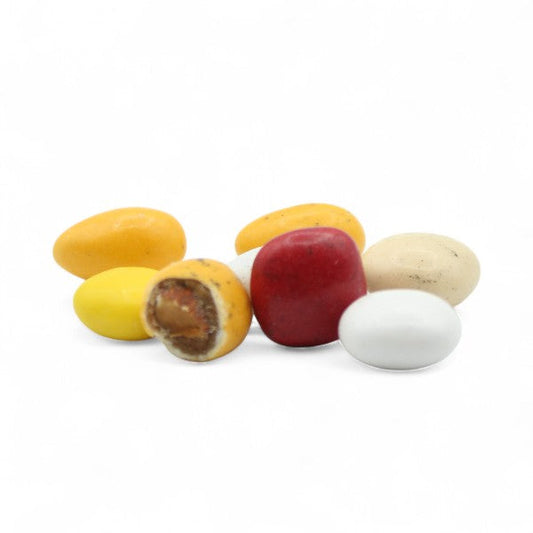 Dessertissimo enrobé de chocolat, assortiment de confiseries aux saveurs tiramisu, crème brûlée et desserts fruités enrobés de chocolat et sucre.