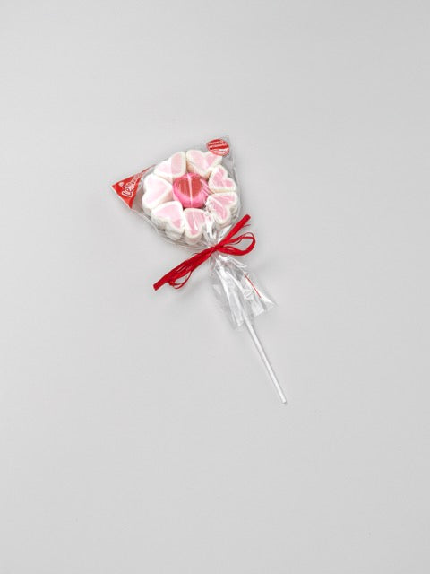 Brochette guimauve “Fleur cœur” composée de bonbons moelleux en forme de cœur, gourmandise sucrée et décorative.