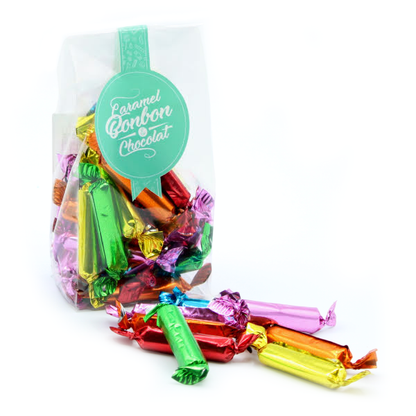 Sachet de mini sucres d’orge, bâtonnets colorés en sucre cuit aux parfums fruités et acidulés.