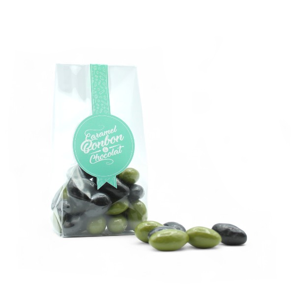 Sachet assortiment amande chocolat Olives Vertes et Noires, amandes croquantes enrobées de chocolat noir et confiseries gourmandes originales.