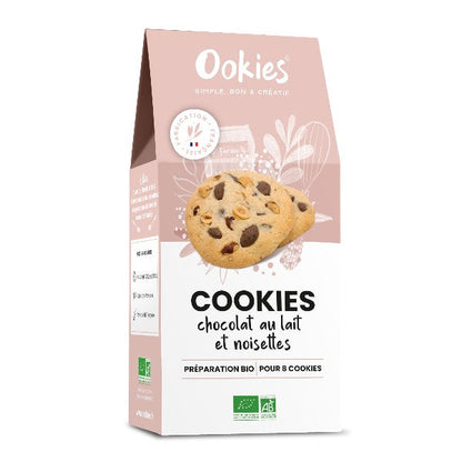 Sachet de préparation pour cookies au chocolat au lait et aux noisettes 100% bio, sans conservateur, additif ni colorant, pour 8 cookies moelleux et gourmands.