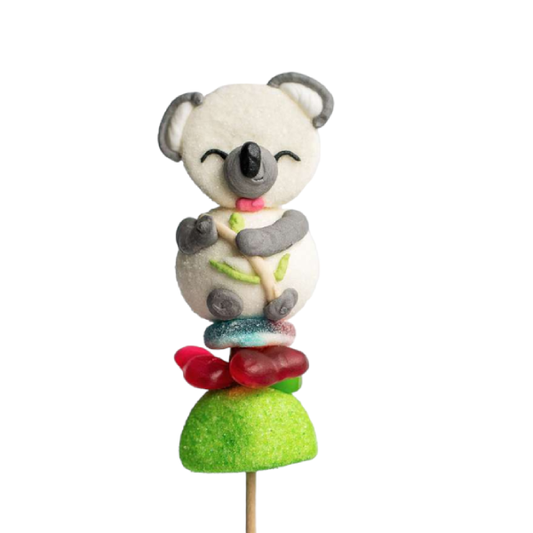 Brochette de guimauve “Koala” – bonbons artisanaux en forme de koala aux saveurs vanille, pomme et cerise.
