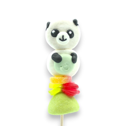 Brochette de guimauve “Panda” – bonbons artisanaux en forme de panda aux saveurs vanille, fraise, framboise et cerise.