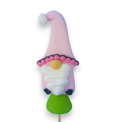 Brochette guimauve “Gnome” 55g, confiserie fantaisie décorée à la main avec glaçage royal, douceur moelleuse et festive.